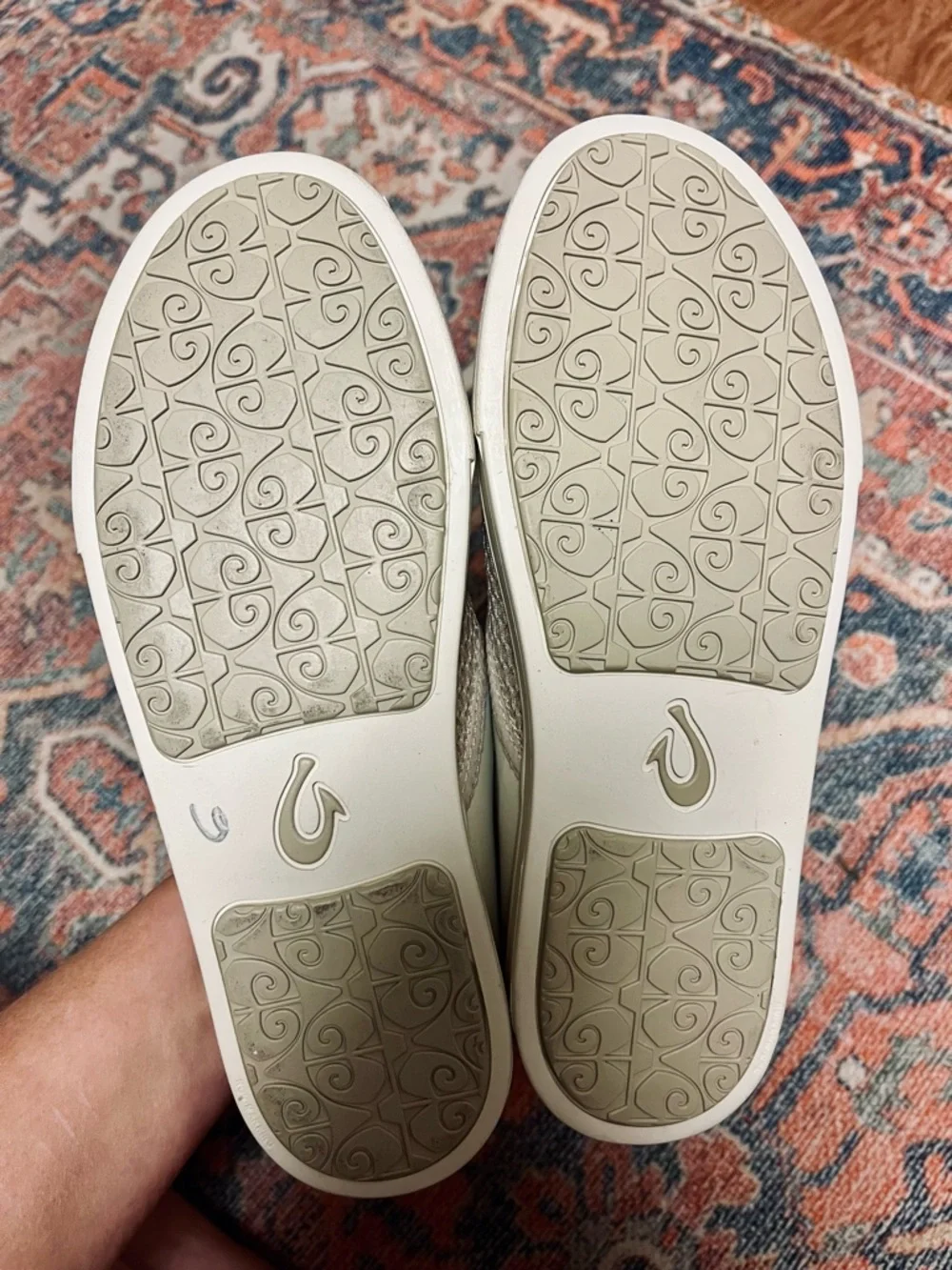 OluKai Women's Pehuea slip-on sneakers - Picture 7 of 9